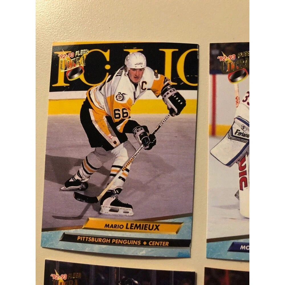 NHL Fleer Series 1 Cards Lot of 205 cards Inlcuding Gretzky-Lemieux-Bourqu-Neely